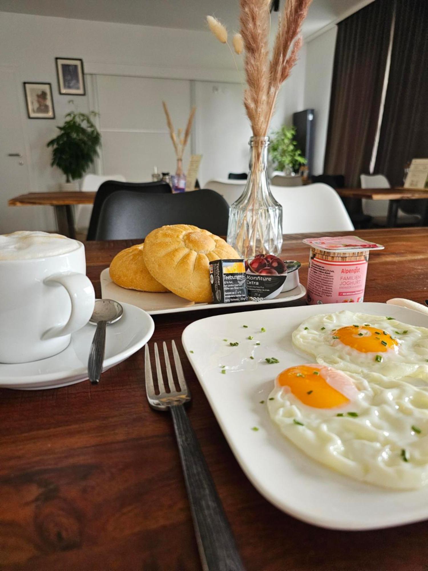 Hotel Fuchs & Hase Self Check In 3*